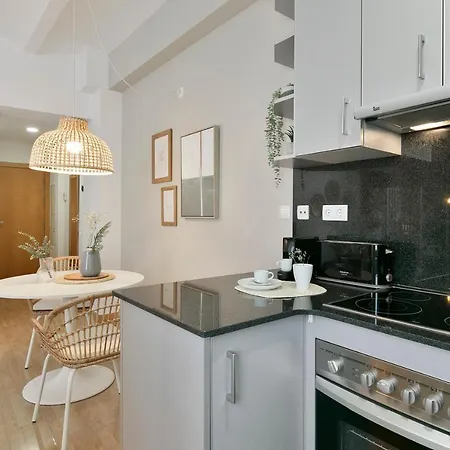 Click&flat Sugranyes Apartment *